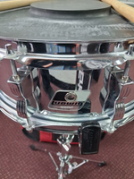 Used Ludwig LM2477rbr Snare Drum Kit with Rolling Case