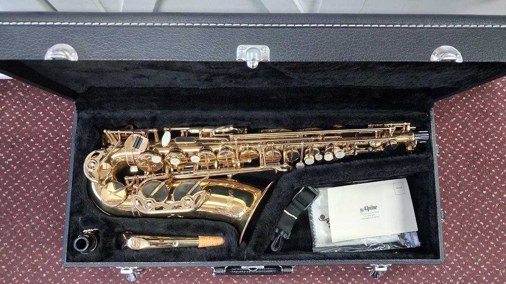 Used Alpine Model 6 Student Eb Alto Saxophone - With Case and Mouthpiece