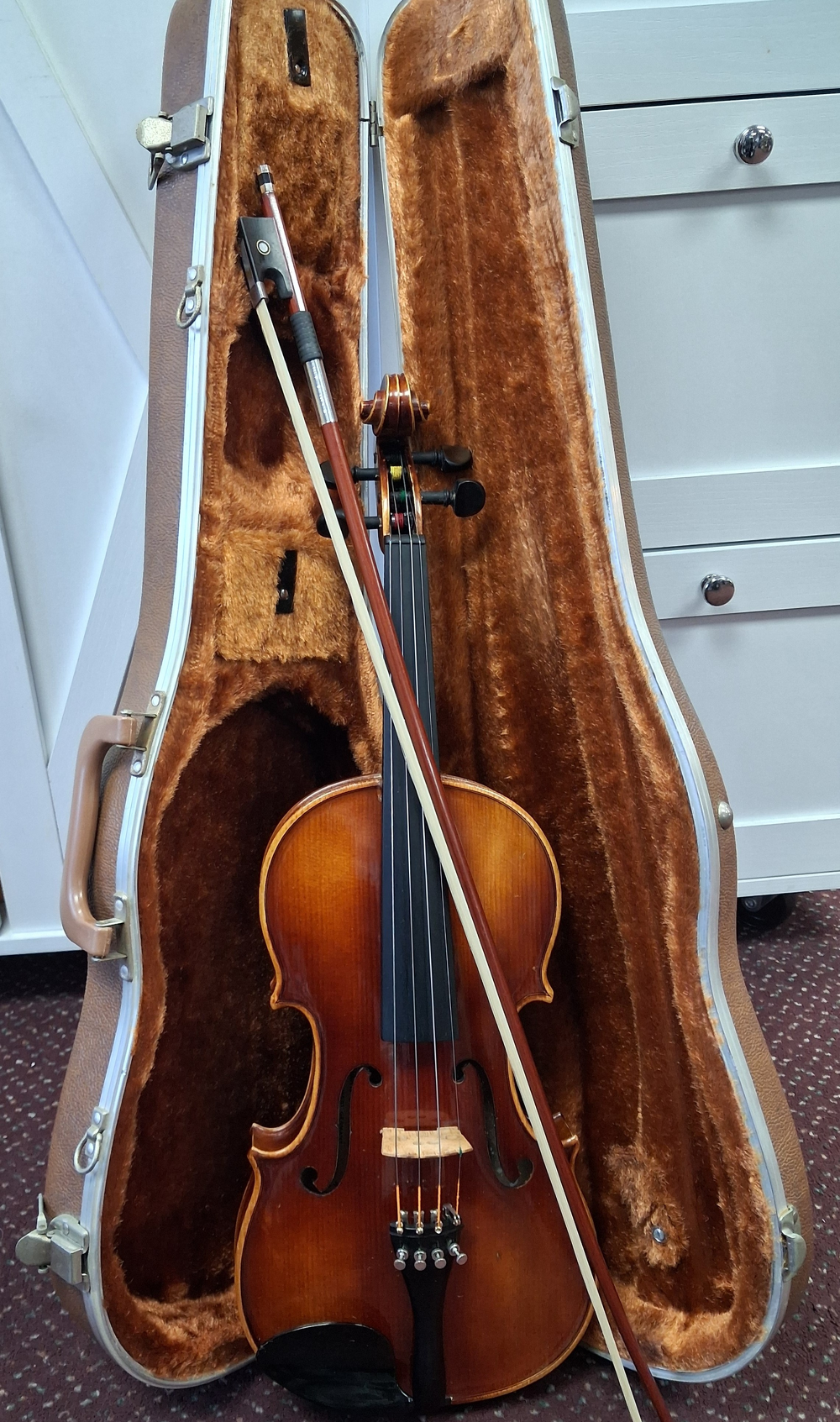 Used Kessler Copy of a Strad Full-size Violin - With Case and Bow — Front 1
