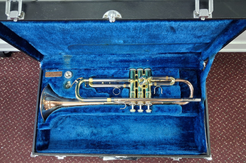 Used Yamaha YTR-634 Professional Brass Trumpet - With Case and Mouthpiece