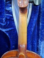 Used German Import 3/4 Student Violin - With Case and Bow — Detail 2