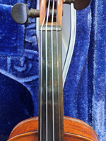 Used German Import 3/4 Student Violin - With Case and Bow — Detail 1