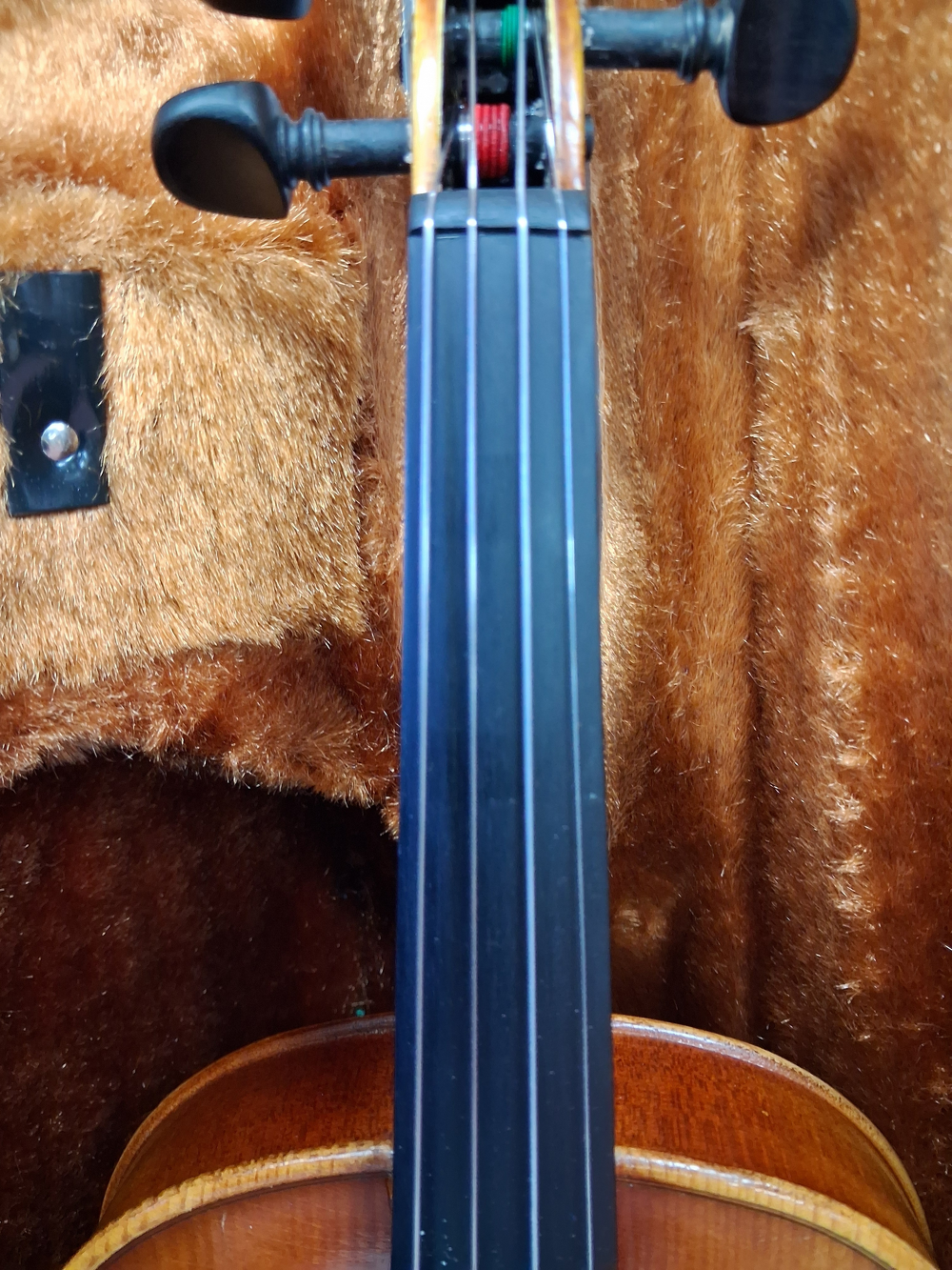 Used Kessler Copy of a Strad Full-size Violin - With Case and Bow — Detail 1