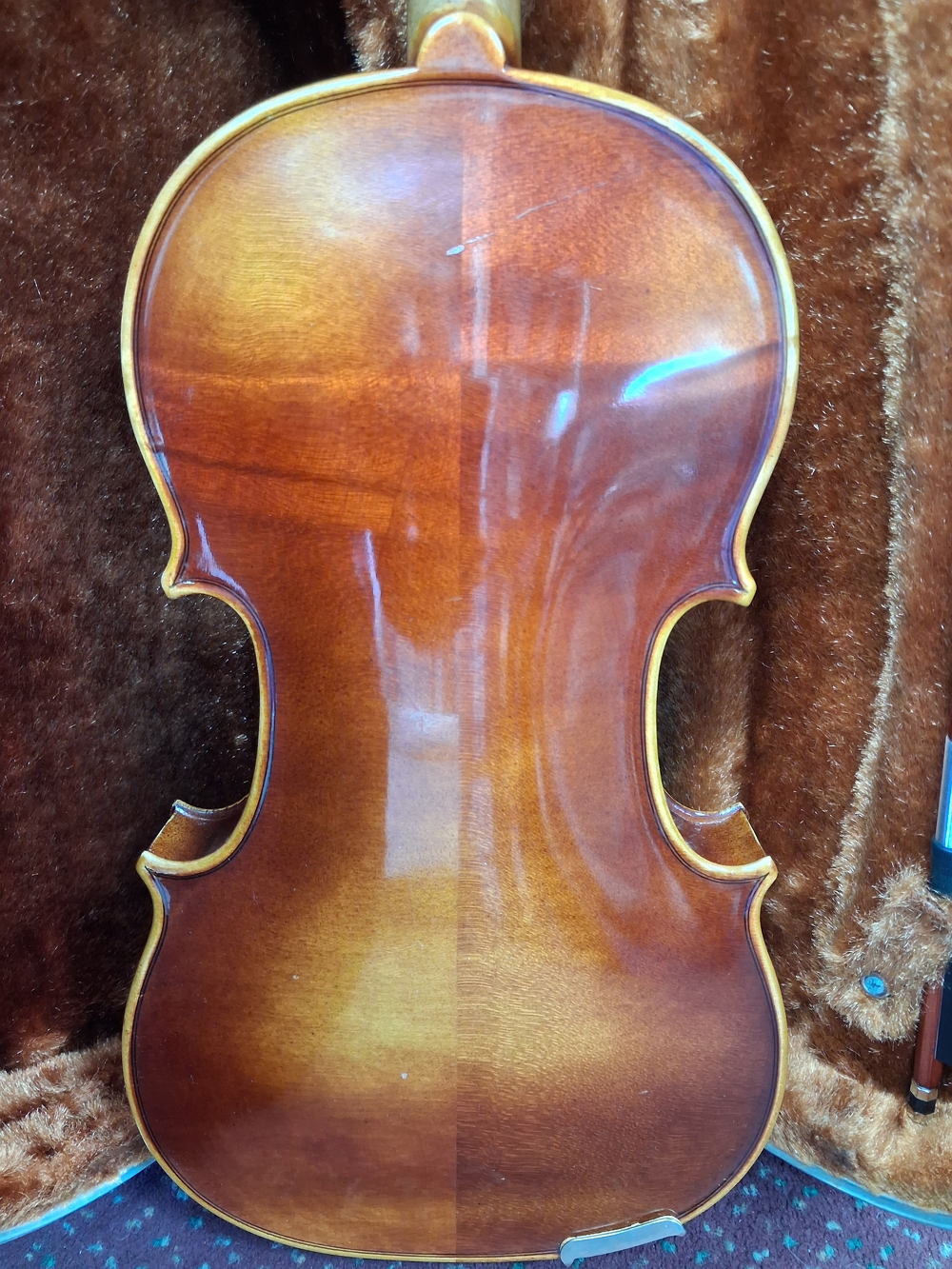 Used Kessler Copy of a Strad Full-size Violin - With Case and Bow — three-quarter back view