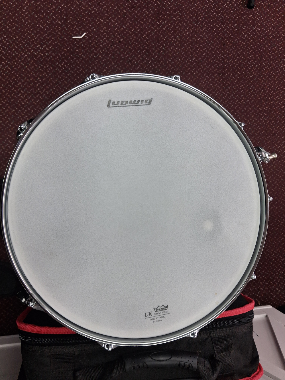 Used Ludwig LM2477rbr Snare Drum Kit with Rolling Case