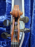 Used German Import 3/4 Student Violin - With Case and Bow headstock