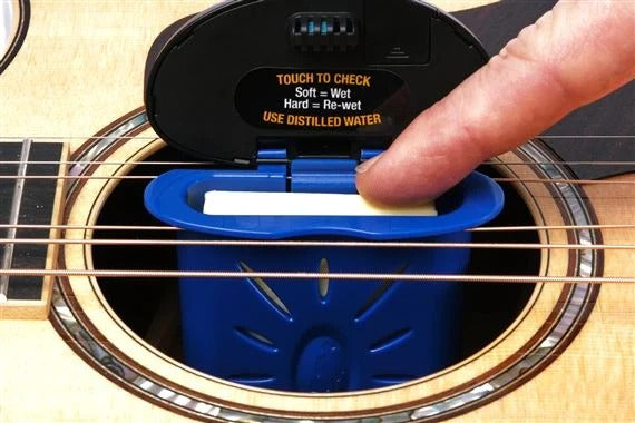 Music Nomad 'The Humitar ONE' - Guitar Humidifier and Hygrometer 4