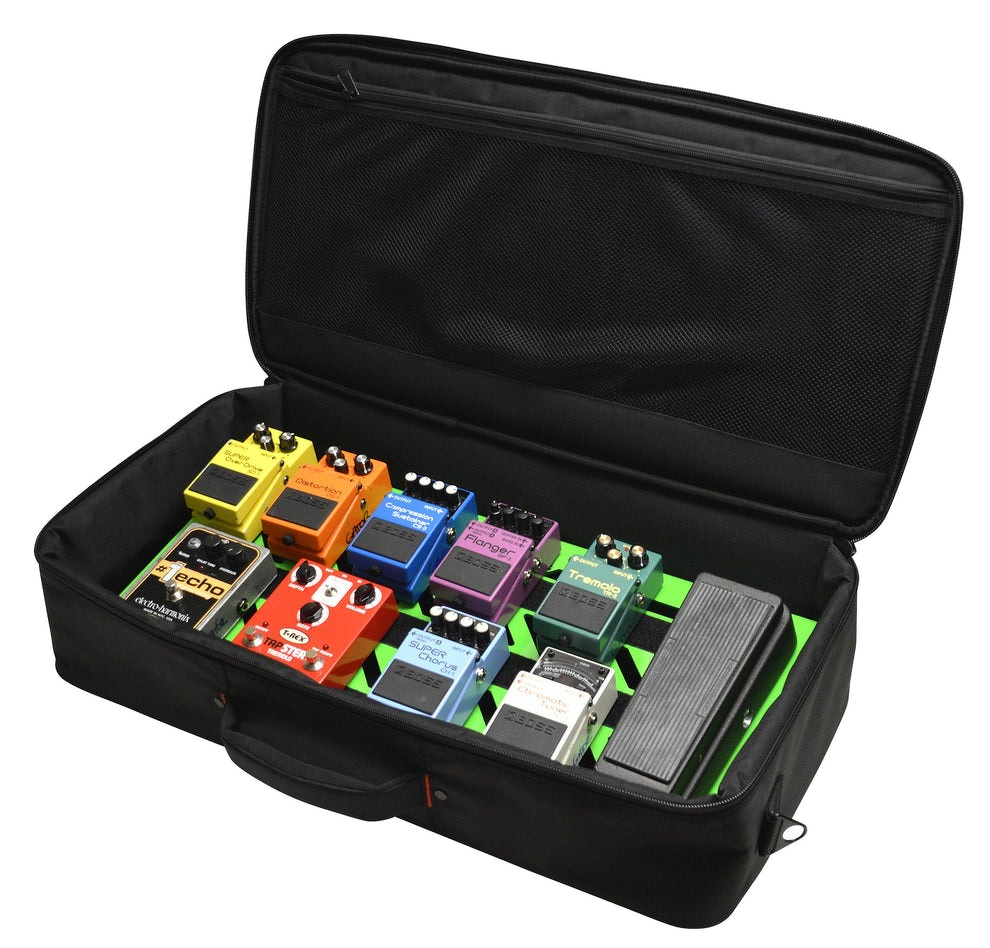 Gator Large Aluminum Pedalboard With Carry Bag - Screamer Green 5