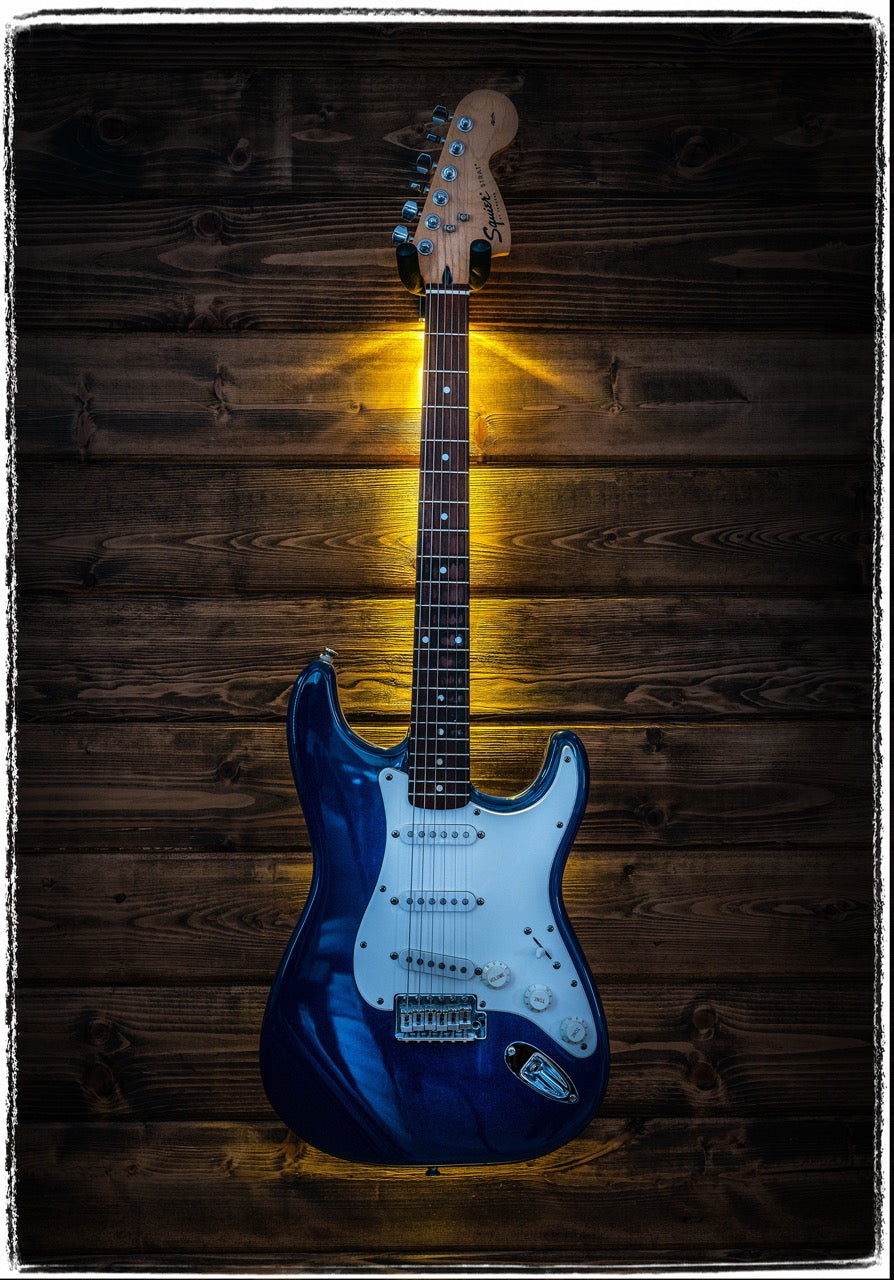 MuzicLight MZW101 Guitar Wall Hanger | Backlit - White 3