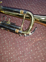 Used Jupiter JTR-600 Bb Brass Trumpet - With Hardshell Case and Mouthpiece 2