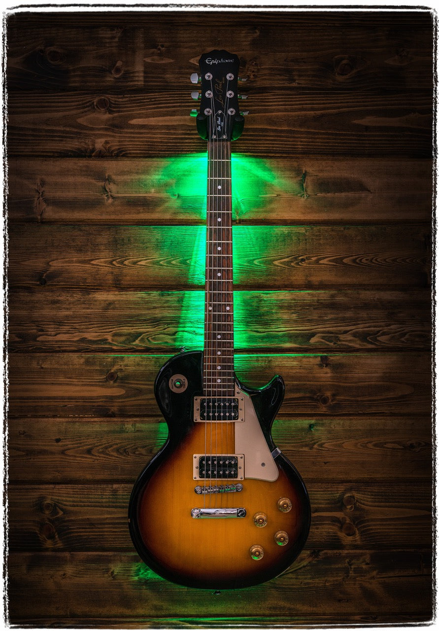 MuzicLight MZW104 Guitar Wall Hanger | Backlit - Green 2
