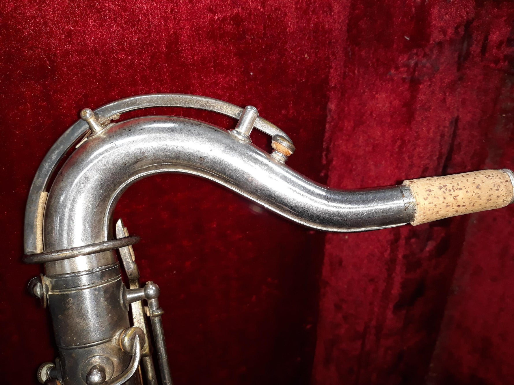 Used Dorn & Kirschner Bb Nickle-Plate Tenor Saxophone - With Original Case 5