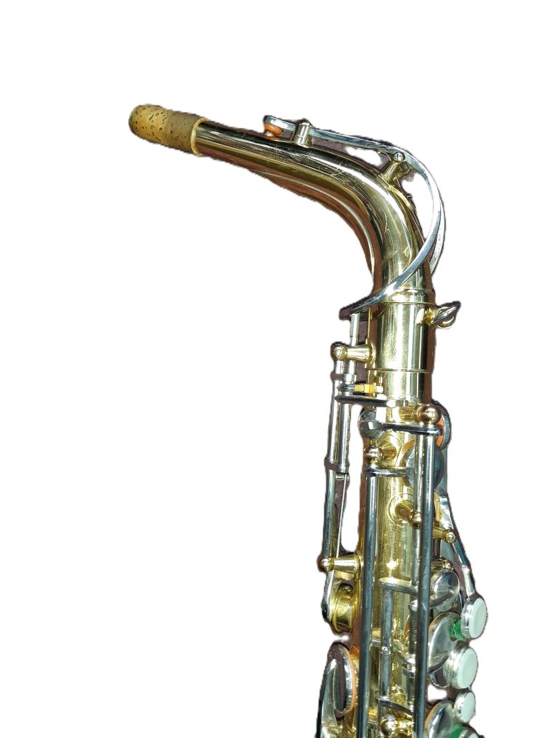 Used Bundy BAS-300 Eb Alto Saxophone - With Case & Mouthpiece 2