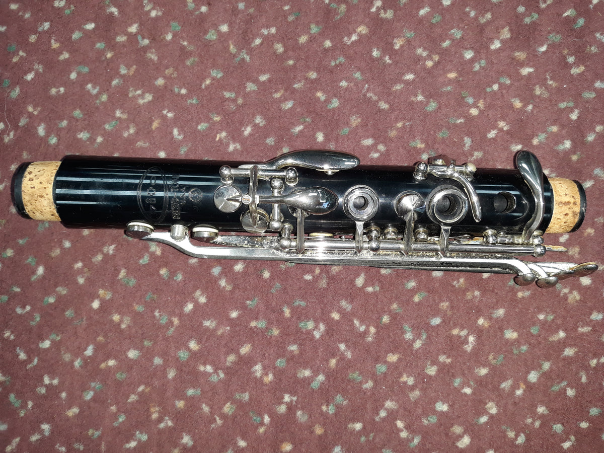 Used Vito Bb ABS Resin Clarinet - With Case and Mouthpiece. 5