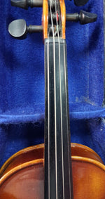 Used E.R. Pfretzschner Model PA241 3/4 Violin - With Case and Bow 4
