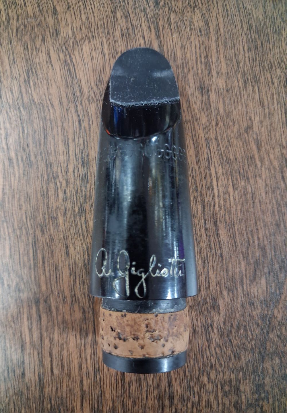 Used Gigliotti Model P Hard Rubber Clarinet Mouthpiece - With Ligature and Cap 3