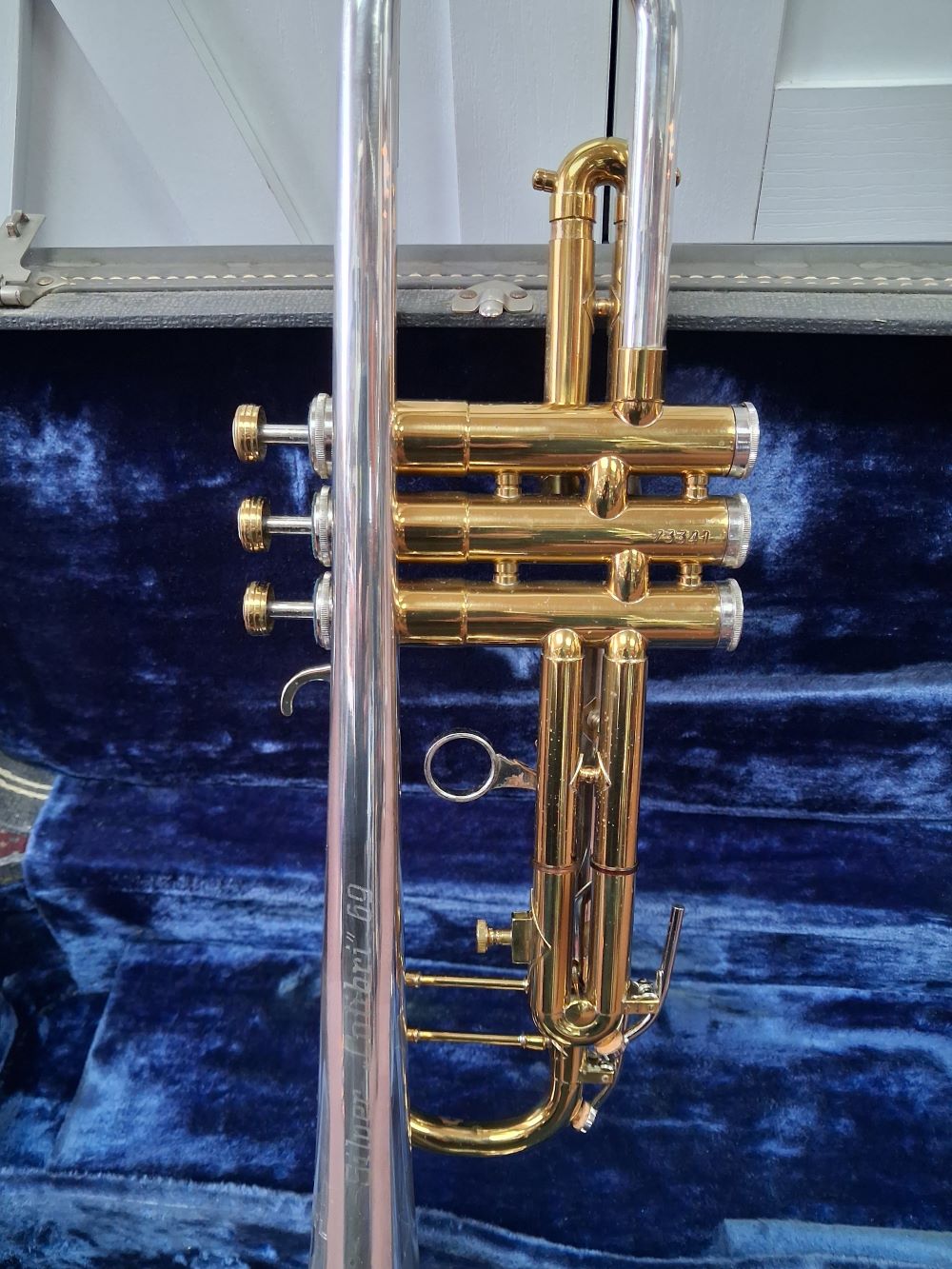 Used Huttl Artist Bb Trumpet - With Hardshell Case and Bach Mouthpiece 5