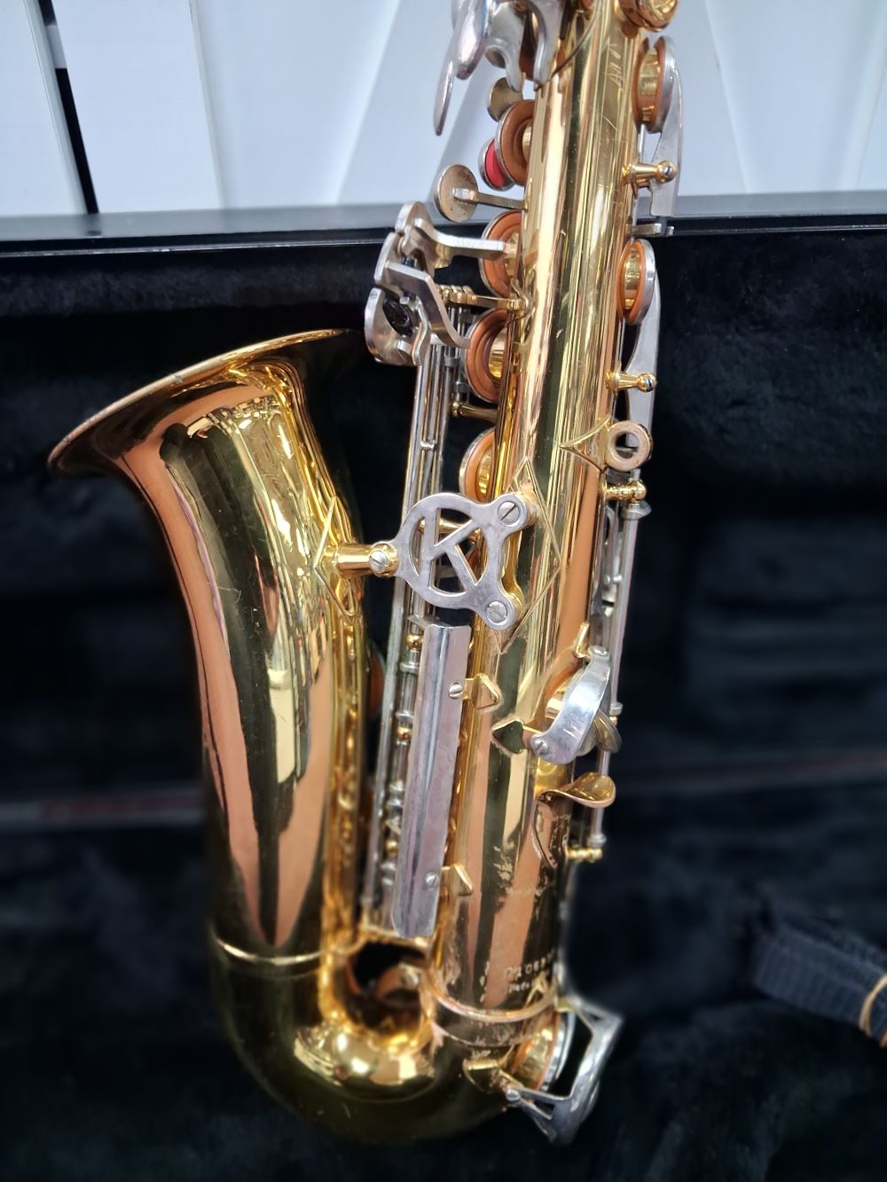 Used King Model 665 Eb Alto Saxophone - With Hardshell Case and Mouthpiece 2