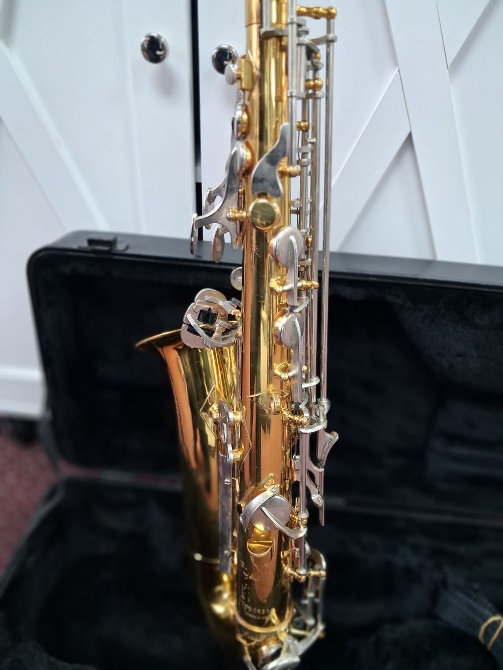 Used King Model 665 Eb Alto Saxophone - With Hardshell Case and Mouthpiece 3