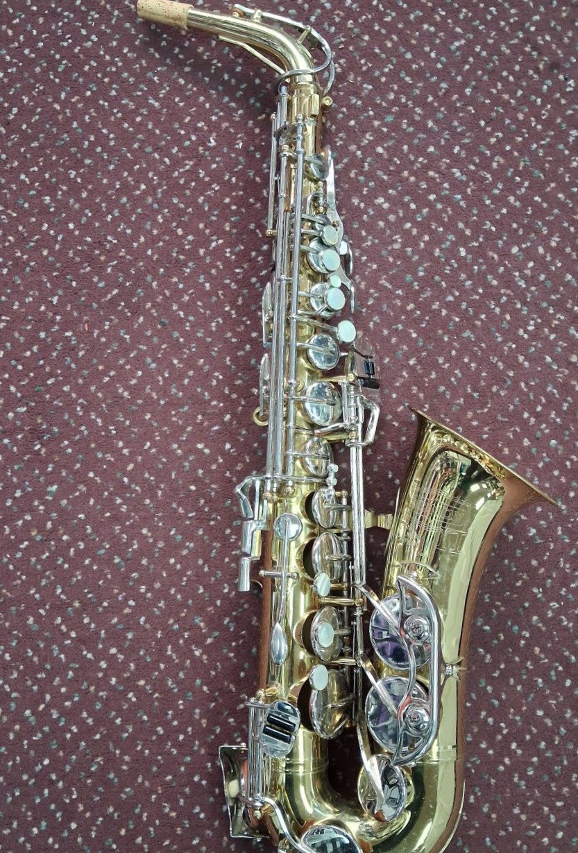 Used Selmer Bundy II Eb Alto Saxophone - With Hardshell Case and Mouthpiece 3