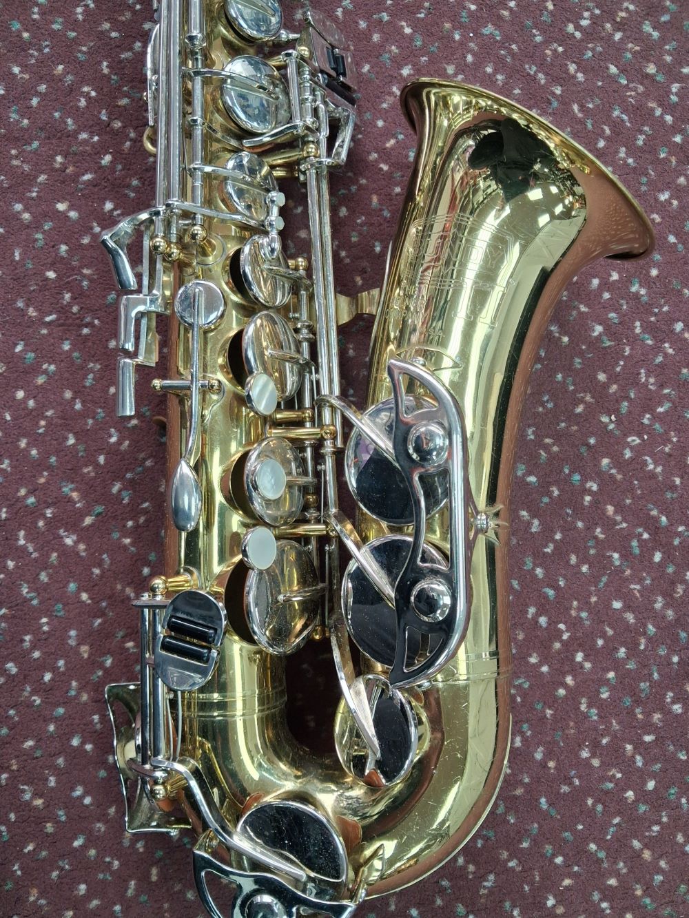 Used Selmer Bundy II Eb Alto Saxophone - With Hardshell Case and Mouthpiece 4